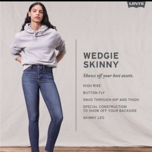 Levi's Wedgie Skinny Button Fly Medium Wash Jean
